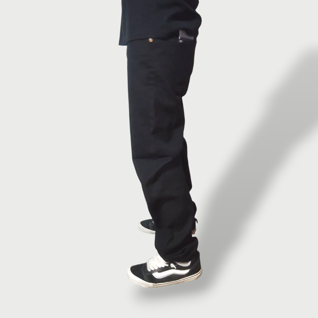 Jeans Básico Negro Clasico